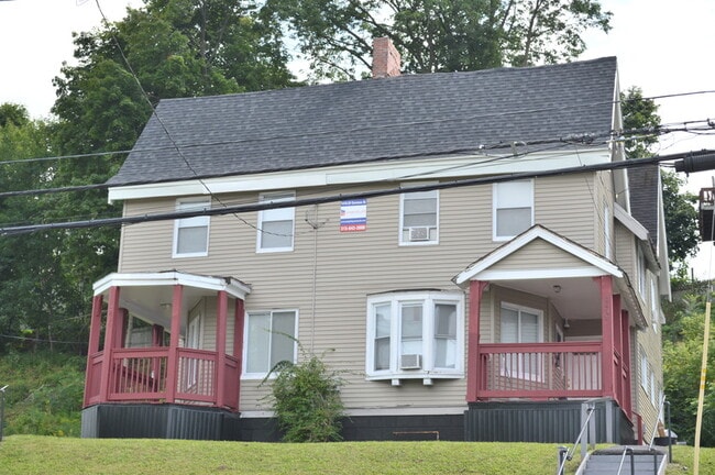 Building Photo - 1418 E Genesee St