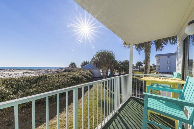 Building Photo - 405 Plantation Rd