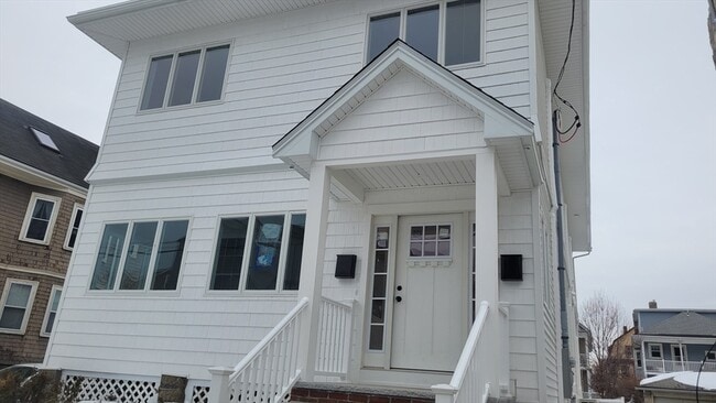 Building Photo - 27 Amaranth Ave