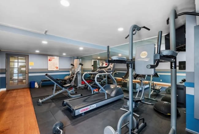 Building Photo - 1134 Alta Loma Rd