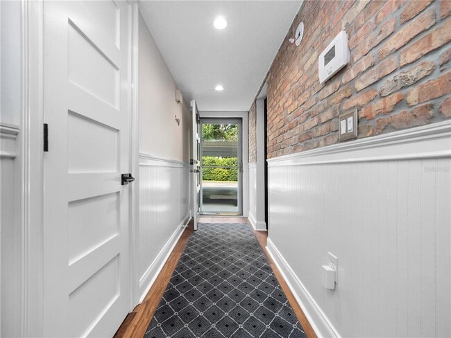 Building Photo - 210 Magnolia Rd