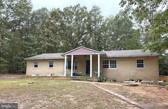 Building Photo - 45766 Guenther Dr