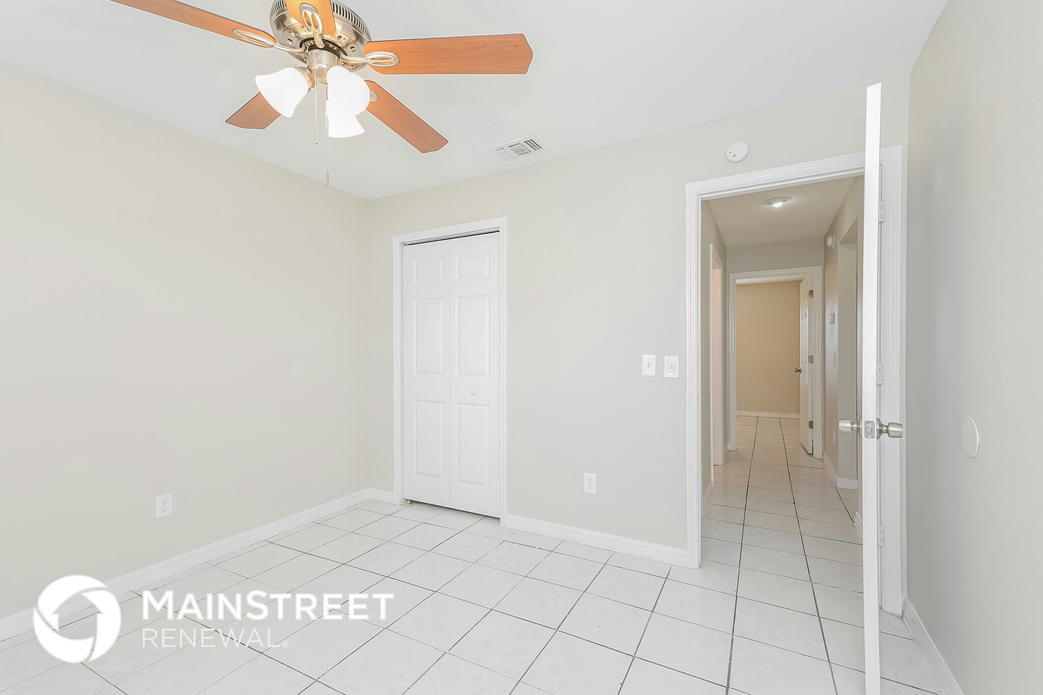 Building Photo - 807 Savona Pl