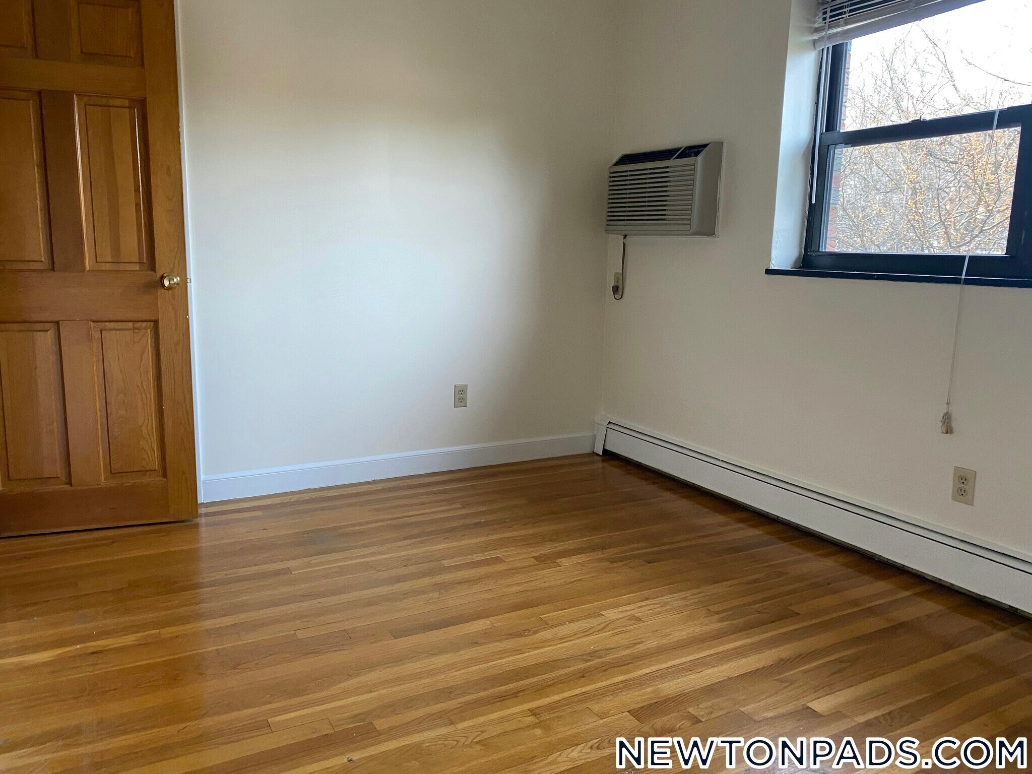 Building Photo - 276 Grove St