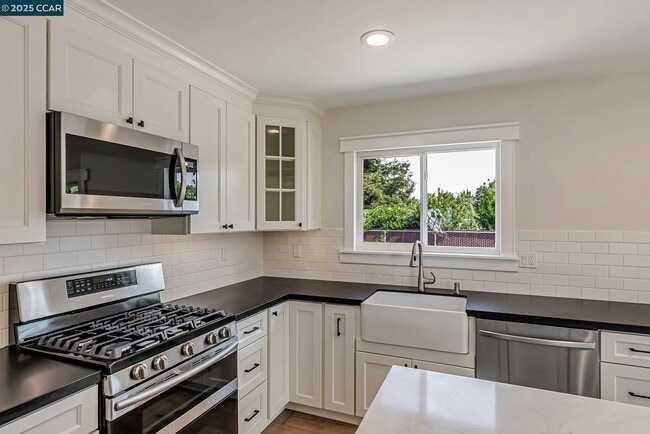 Building Photo - 5891 Caulfield Dr