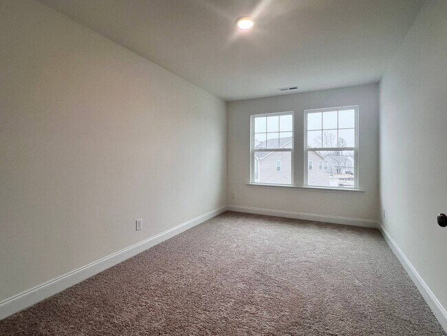 Building Photo - 4959 Caddis Bnd