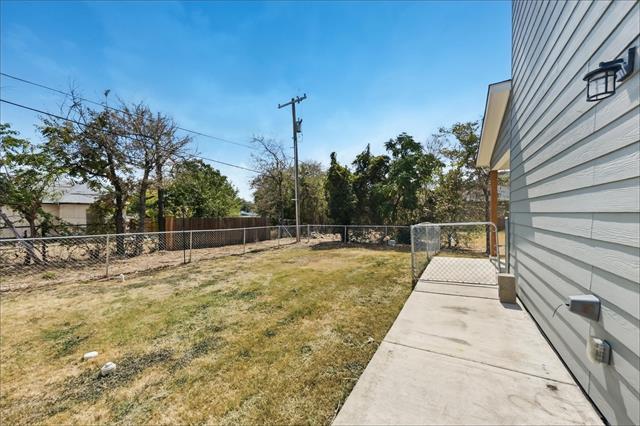Building Photo - 1309 Arizona Ave