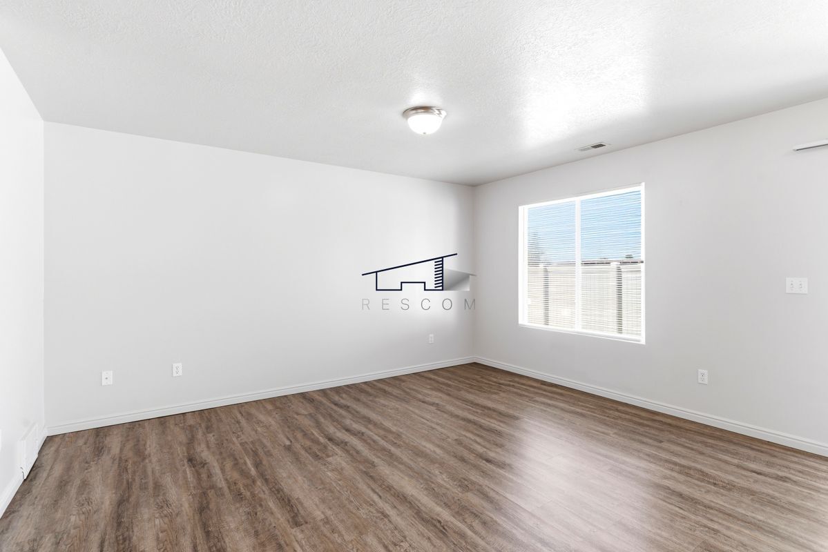 Building Photo - 2846 W 3965 S