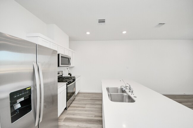 Building Photo - 1006 Moon Drop Ln
