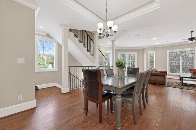 Building Photo - 105 Detering St