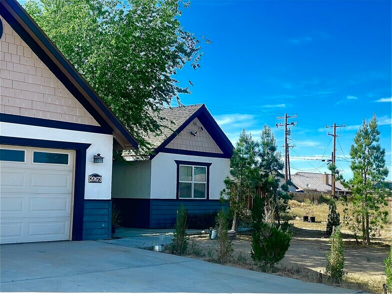 Building Photo - 20673 Medio St