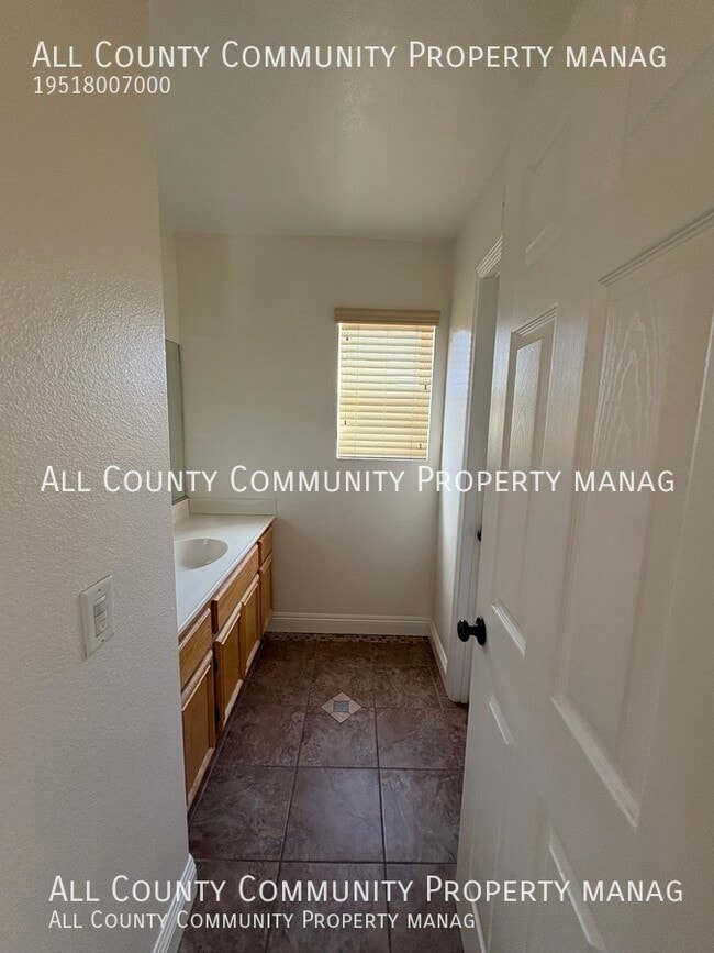 Building Photo - 26836 Hanford St