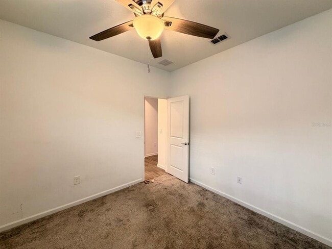 Building Photo - 9412 Revere Ave