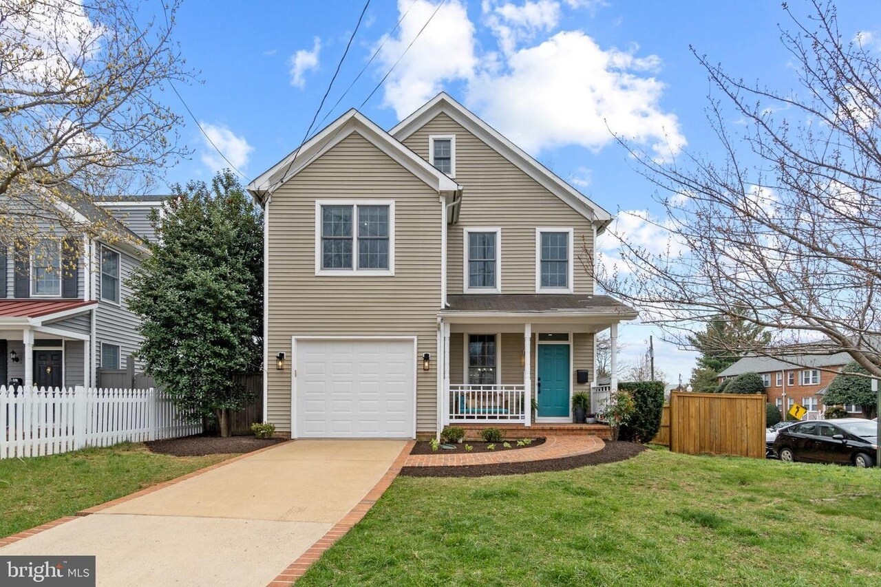 Front of house - 3516 7th St N