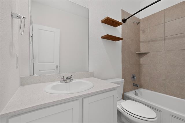 Building Photo - 11609 Silver Queen Dr