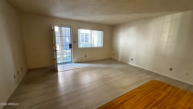 Building Photo - 700 W University Dr