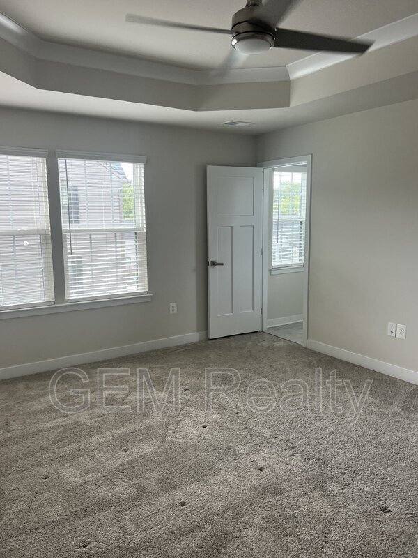 Building Photo - 1101 Rampart Dr