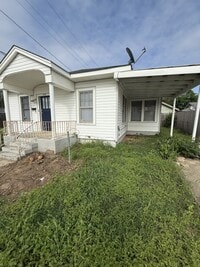 Building Photo - 109 N Draper Ave