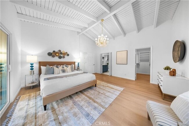 Building Photo - 605 Calle Del Cerrito
