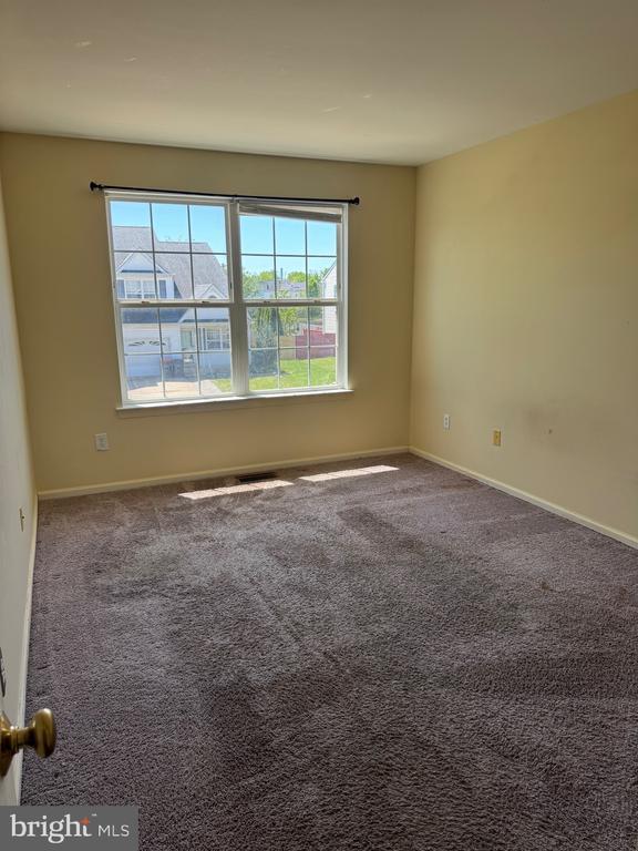 Building Photo - 739 Rothwell Dr