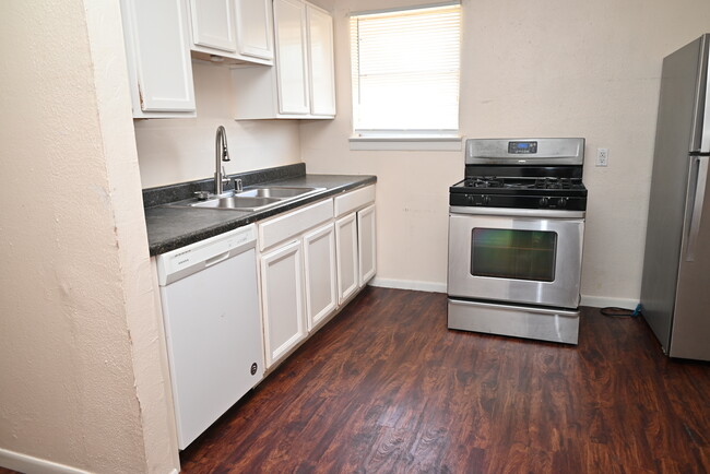 Building Photo - 1421 Harrison St