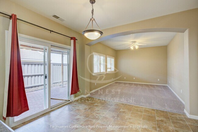 Building Photo - 1385 Black Bear St