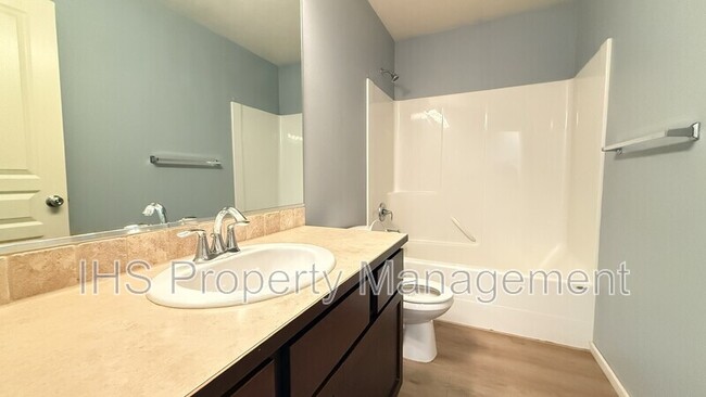 Building Photo - 5709 Sidon Ln