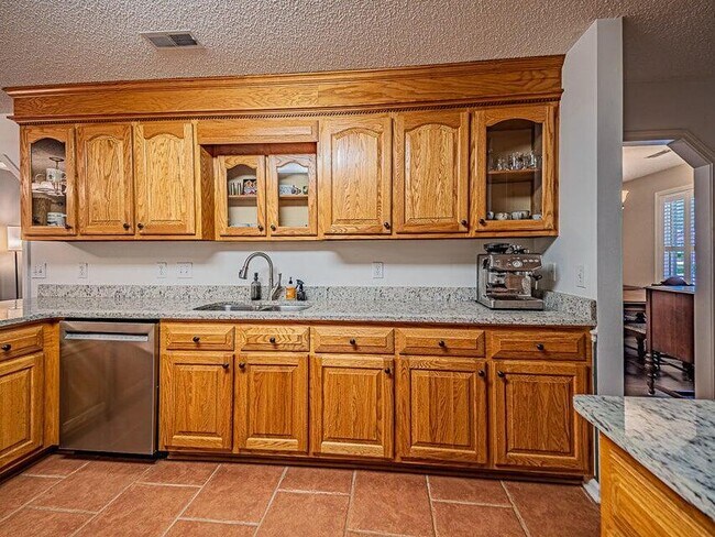 Building Photo - 1265 Cutleaf Dr