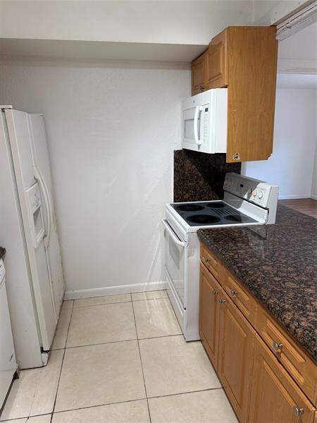 Building Photo - 264 Sunshine Dr