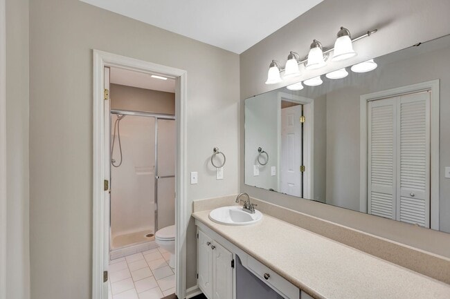 Building Photo - Charming 4-Bedroom, 2-Bath Brick Home with...