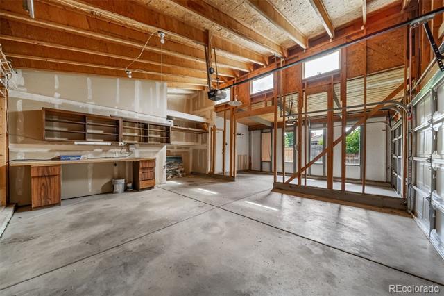 Building Photo - 1490 S Filbert Way