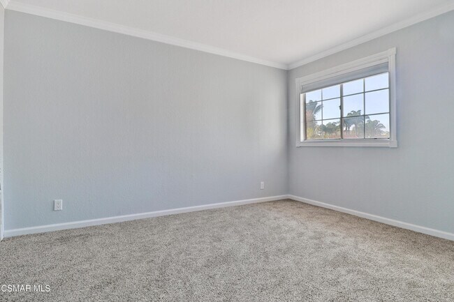 Building Photo - 4590 Fern Valley Ct