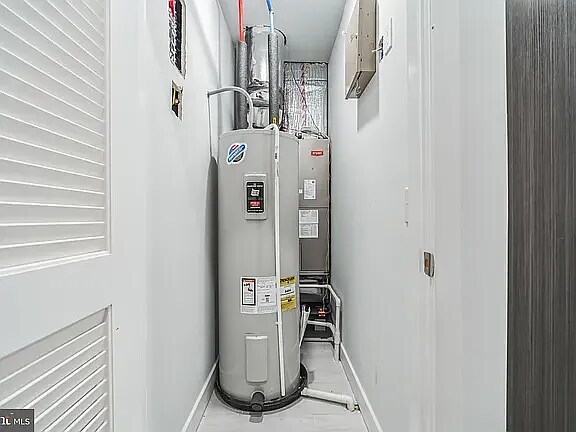 Building Photo - 2212 N Marshall St