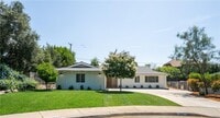 Building Photo - 221 Wiley Ct