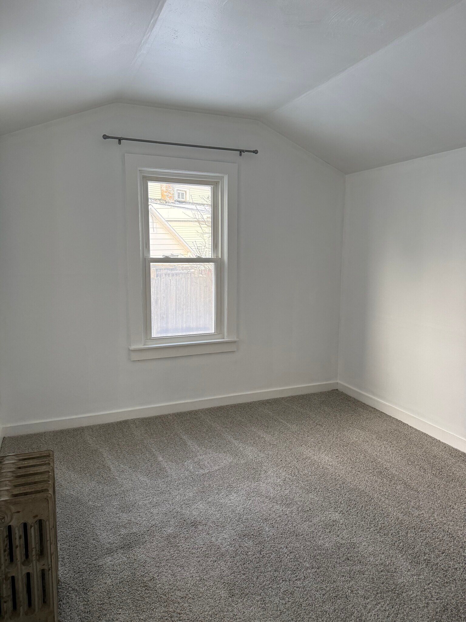 Building Photo - 6 Foote St