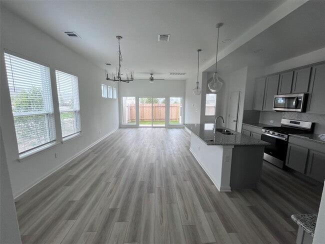 Building Photo - 8519 Sommery Ln