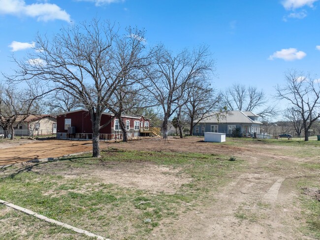 Building Photo - 3/2 Mobile Home on Half Acre in Adamsville