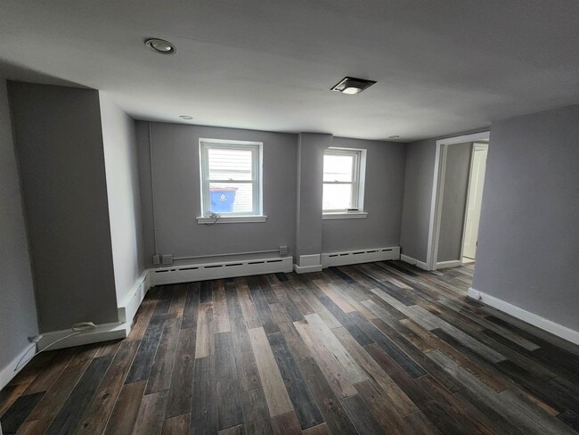 Building Photo - 20 S Marion Ave