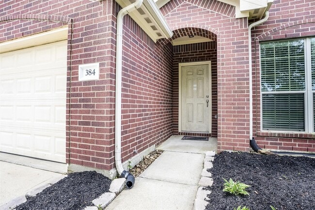 Building Photo - 384 Decoster Blvd