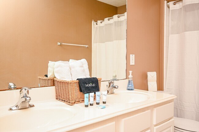 Building Photo - 12122 Lucky Meadow Dr