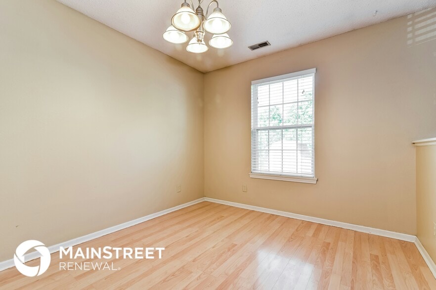 Building Photo - 5378 Milhouse Rd