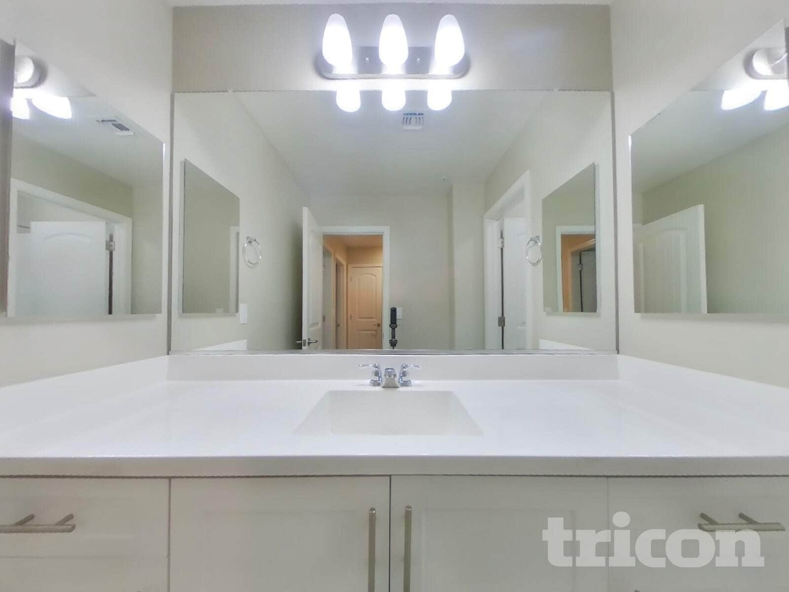 Building Photo - 12588 W Via Dona Rd