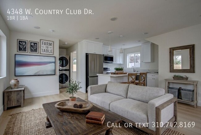 Building Photo - 4348 Country Club Dr