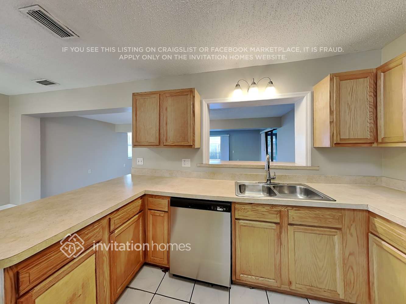 Building Photo - 1856 Greenhill Dr
