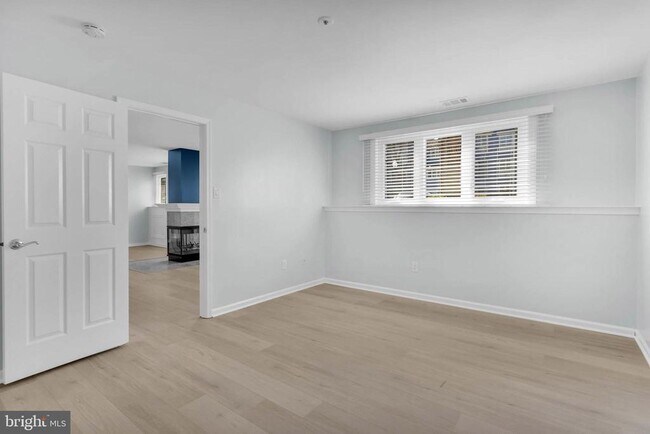 Building Photo - 4986 Dorsey Hall Dr