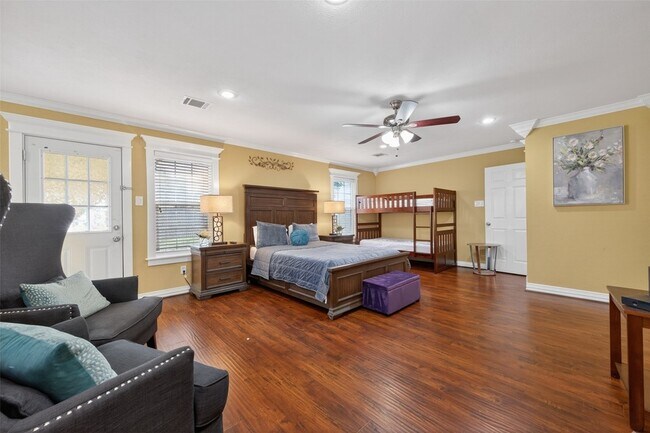 Building Photo - 13703 Templar Ln