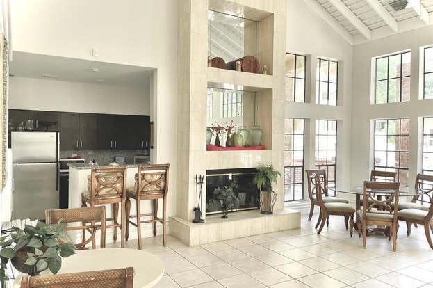 Building Photo - 8756 Mallard Reserve Dr