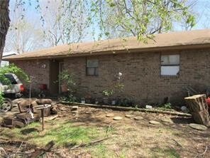 Primary Photo - 832 N Betty Jo Dr
