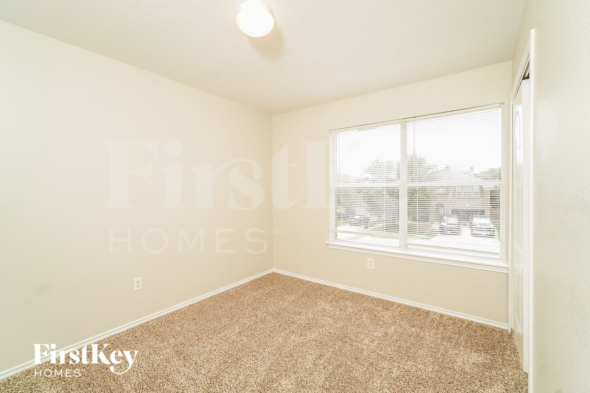 Building Photo - 6026 Ironmill Creek