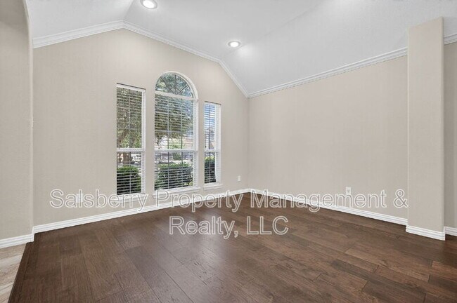 Building Photo - 4353 Mountain Crest Dr
